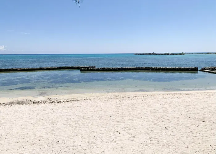 Beachfront Breathtaking Views Apartamento