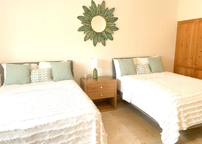 Beachfront Breathtaking Views Apartamento