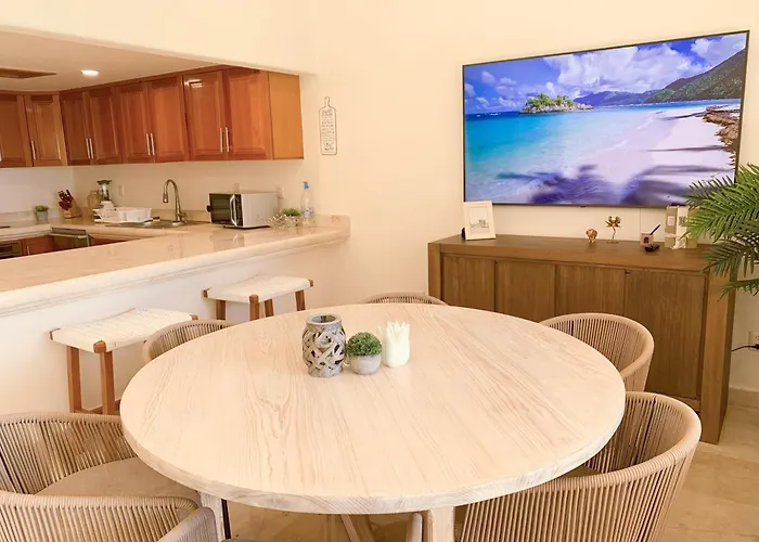 Beachfront Breathtaking Views