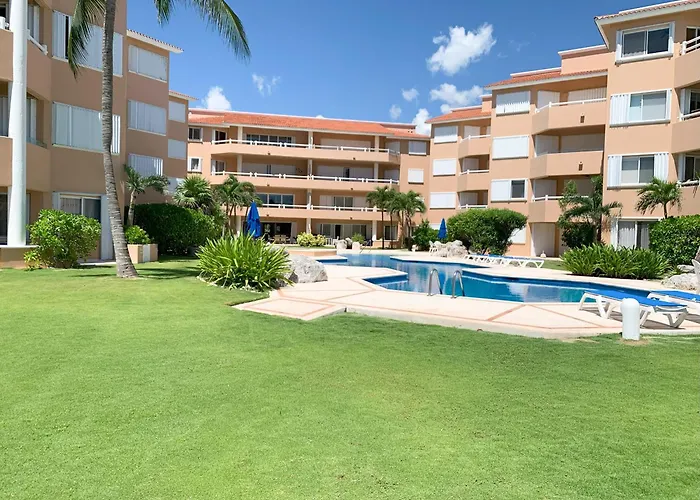 Beachfront Breathtaking Views *